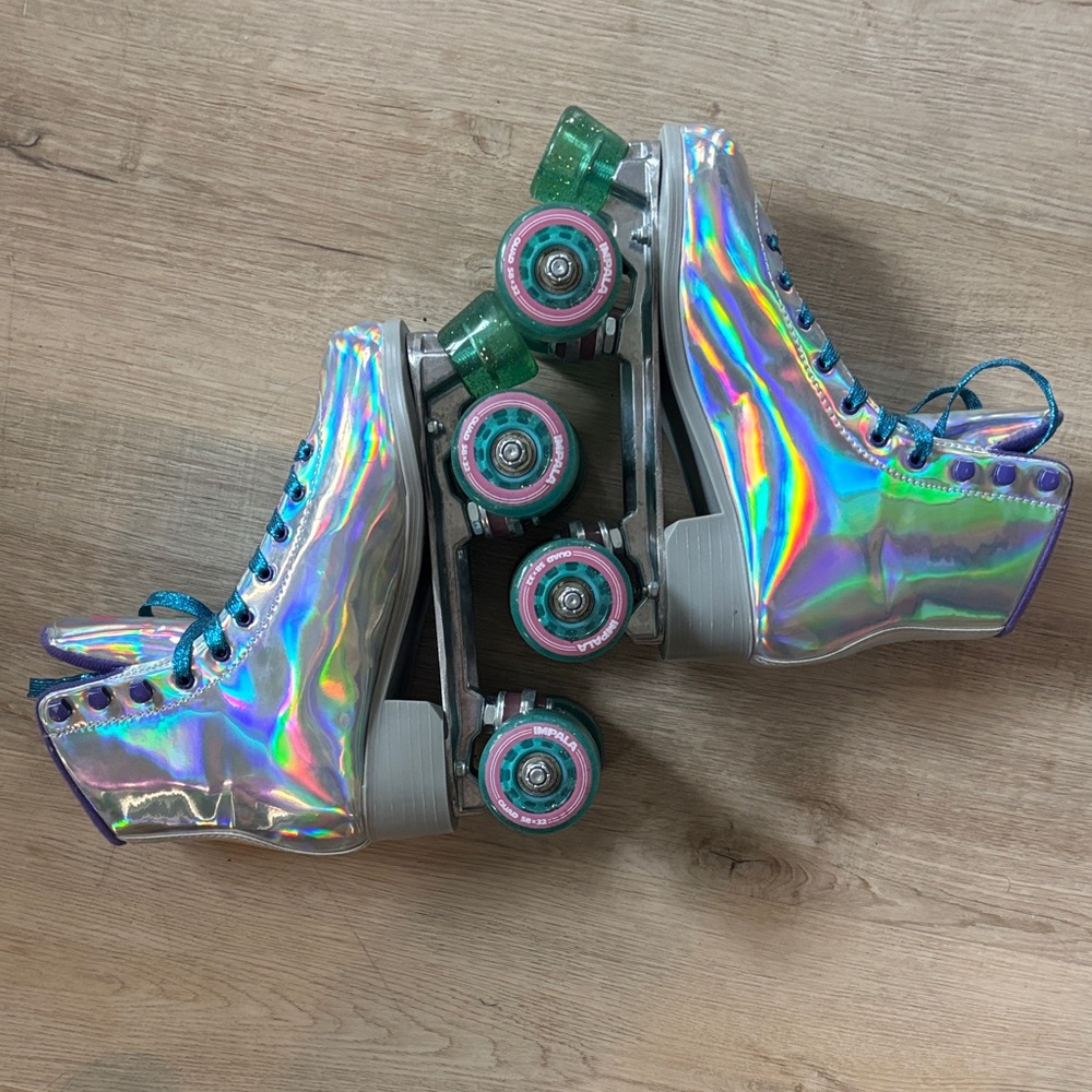 Impala Holographic Women's Roller Skates